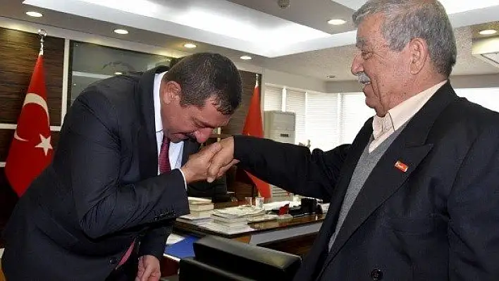 &quotKendisinin bugünlerini görmüş olmam benim için onur kaynağı"