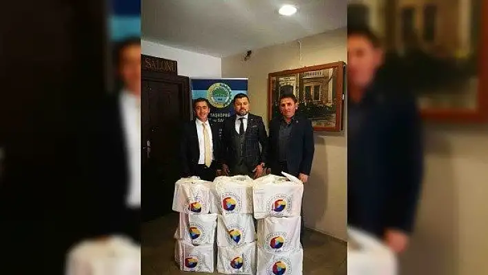 Taşköprü TSO'dan bin öğrenciye ayakkabı yardımı