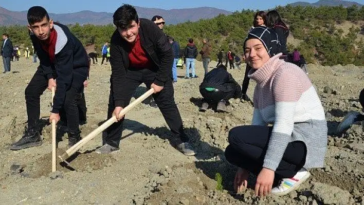 &quot11 Milyon Ağaç Bugün Fidan, Yarın Nefes" Programı