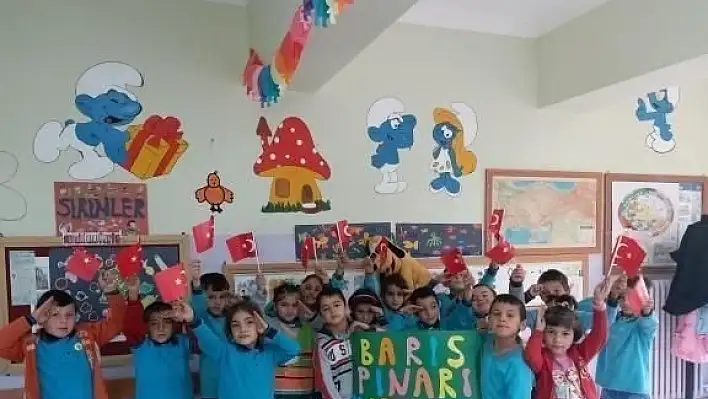 Devrekani Şenlik YİBO'dan Barış Harekatına asker selamlı destek
