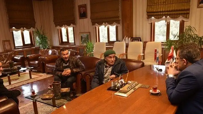 Başkan Çatal, &quotHalk Günü&quotnde vatandaşlarla bir araya geldi