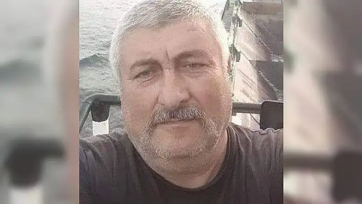 Cideli denizci, sevenlerini yasa boğdu