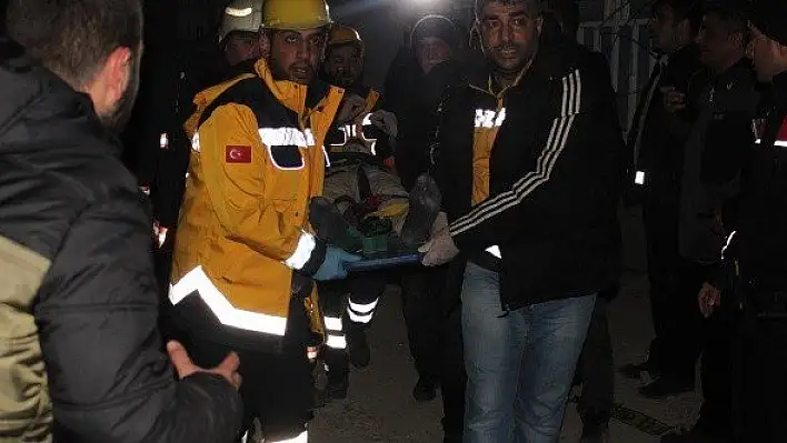 Bakan Soylu açıkladı! Depremde 4 kişi öldü 84 kişi yaralandı
