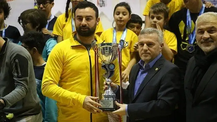 İşitme Engelliler Badminton Türkiye Şampiyonası Kastamonu'da yapıldı