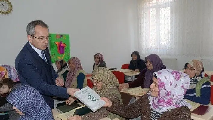 Pişkin, Kız Kur'an Kursu öğrencilerini ziyaret etti