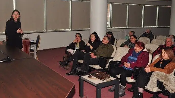 Hayvanseverlere 'Yerel Hayvan Koruma Görevlisi' eğitimi