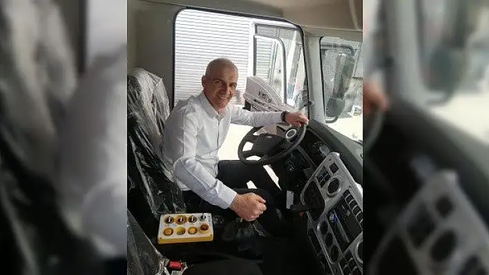 Başkan Altıkulaç, Vidanjör Kuka aracını teslim aldı