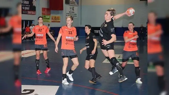 Kastamonu Belediyespor: 29 - Siofok: 38