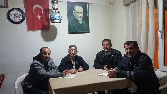 Kastamonu'da köy muhtarı, 7/24 destek masası kurdu
