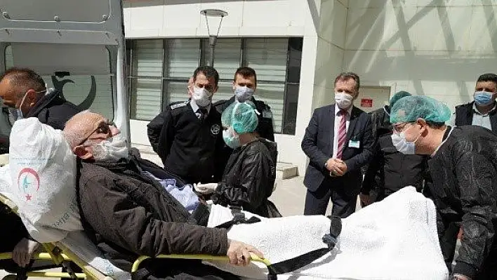 Kastamonu'da ilk pozitif vaka alkışlarla taburcu edildi