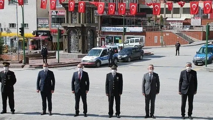 Tosya'da 23 Nisan Çocuk Bayramı çocuksuz kutlandı