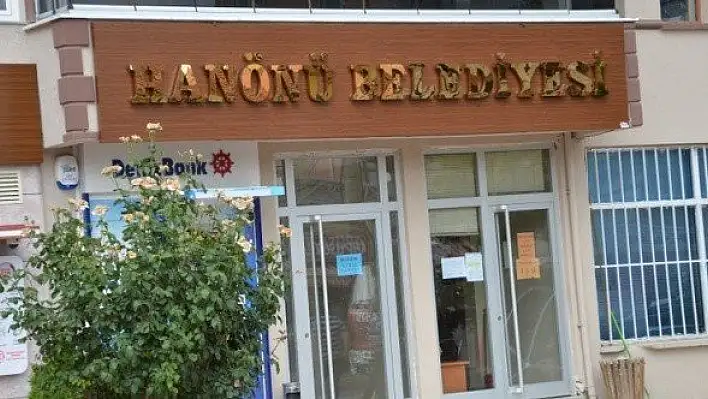 Hanönü belediye tabelasına 'Türkiye Cumhuriyeti' ibaresi eklenmelidir"