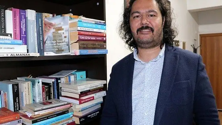"Çevrim içi eğitimle" 10 binden fazla öğretmene ulaştı