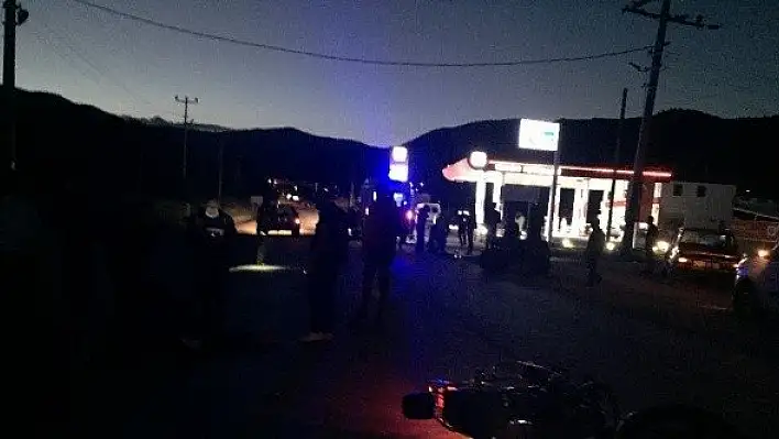 ATV ile motosiklet çarpıştı: 3 yaralı