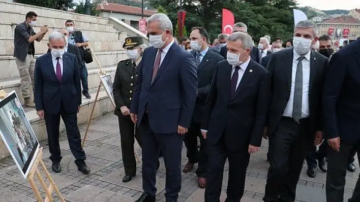 Kastamonu'da 15 Temmuz konulu fotoğraf sergisi açıldı