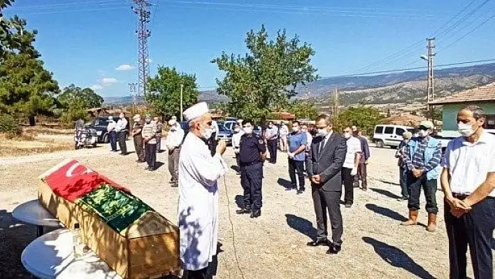 Kıbrıs Gazisi Tosya'da son yolculuğuna uğurlandı