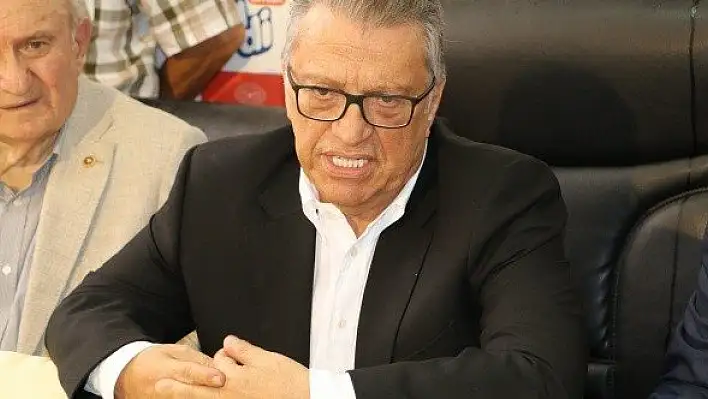 Eski Başbakanlardan Yılmaz hayatını kaybetti