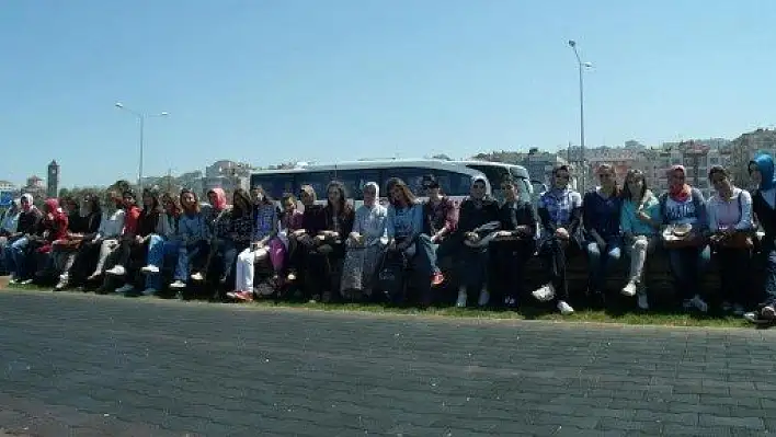 960 genç 'Seyyah Ulu Çınarın İzinde' projesi sayesinde gezecek