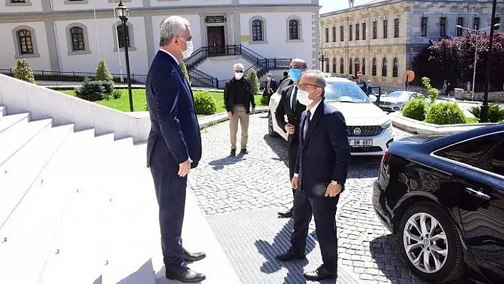 Adalet Bakan Yardımcısı Yılmaz, Vali Çakır'ı ziyaret etti