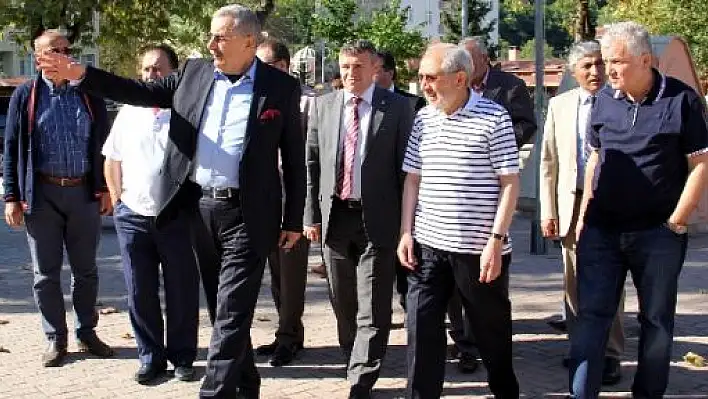 Ak Parti Genel Başkan Yardımcısı Ekrem Erdem Bozkurt'a Geldi 