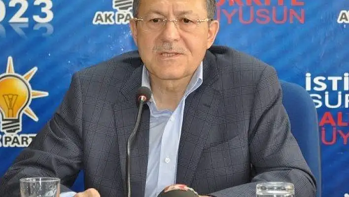 AK Partili Uğur'dan kendisini müftü karısı olarak tanıtan CHP'li kadına tepki