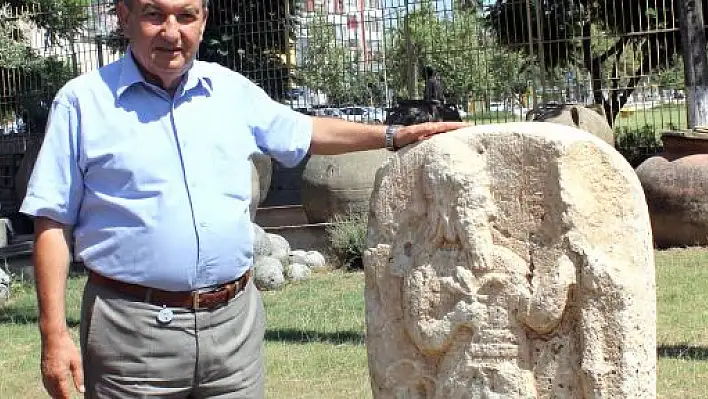 Anadolu hiyeroglif yazıtlı stel yeni bulgularla bilim dünyasını heyecanlandırdı