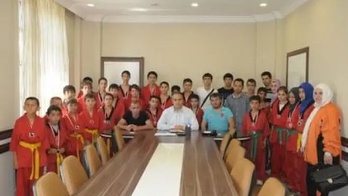 Ata Savunma Sporu'nda yarışıp 30 madalya ile döndüler