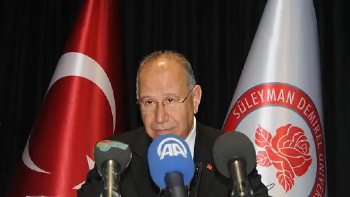 Acarer, Bilişim Sektörünün Gelişmesi Engellenir