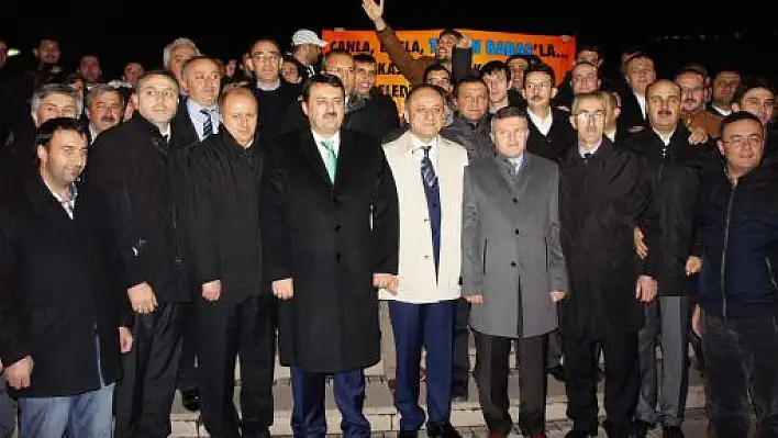 Belediye Başkan Adayı Tahsin Babaş'a Davul-Zurnalı Karşılama