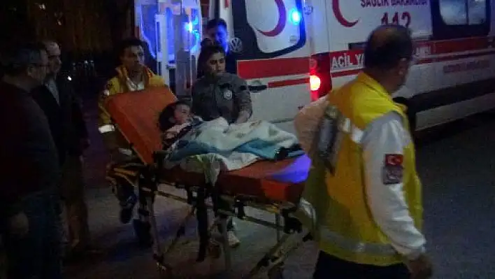 Çocukların Üzerine Televizyon Düştü: 1 Ölü, 1 Yaralı