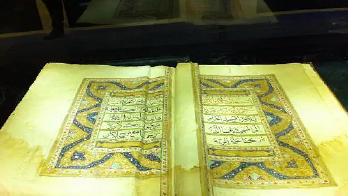 El emeği göz nuru Mushaf-ı Şerifler Sultanahmet'te ziyaretçi bekliyor