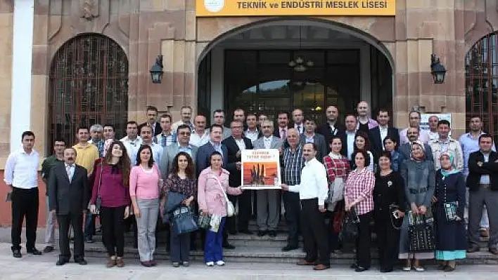 'Elimden Tutar mısın' projesine destek