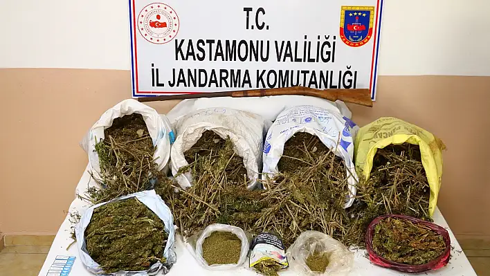 Evinde 28 kilogram uyuşturucu bulundu