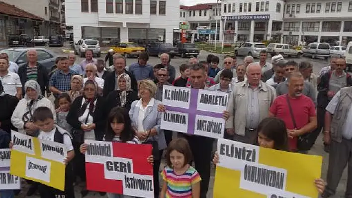 Görevden Alınan Okul Müdürüne Veliler Sahip Çıktı