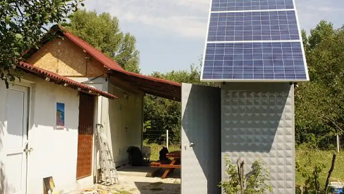 Tarım Arazisini Bakın Nasıl Suluyor
