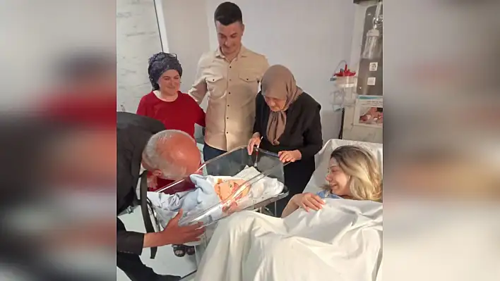 Güvenci ailesinin mutlu günü