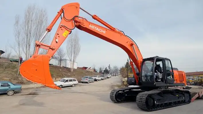 İl Özel İdaresi Makine Parkına Yeni İş Makinesi