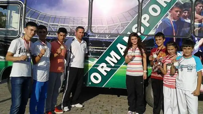 Kastamonu Orman  Spor Kulübü Ereğli'de Coştu