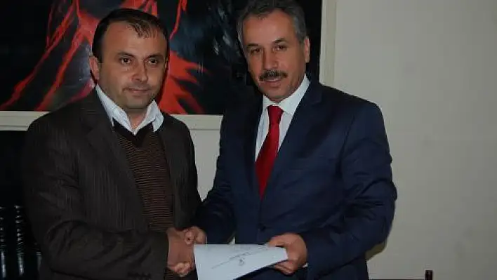  Mimar Hakkı Korkmaz AK PARTİ'den Aday Adayı