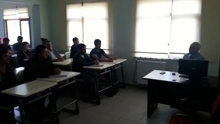 Prof. Dr. Sezgin Ayan Küre MYO'yu Ziyaret Etti
