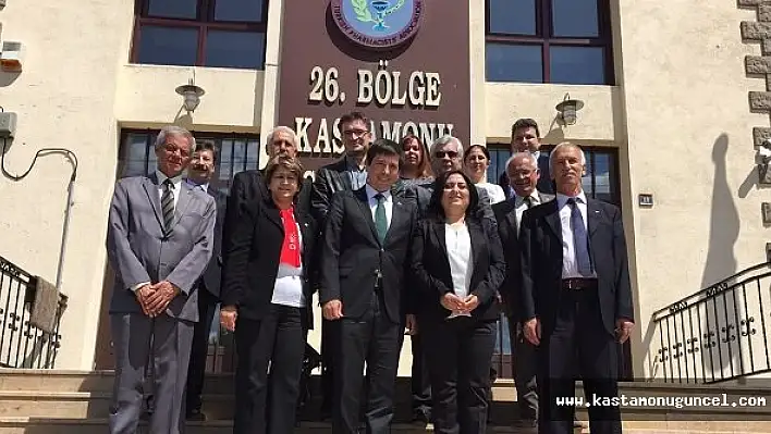 Prof. Dr. Yenidünya'dan Eczacılar Odası'na Ziyaret
