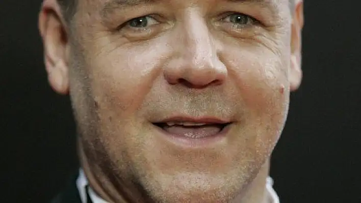 Russell Crowe, Çanakkale filmi için ilk kez yönetmenlik koltuğuna oturacak