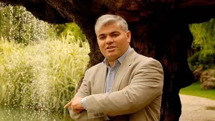Sosyal medyaya yasak getirilmesi bu sitelere girişi azaltmaz artırır