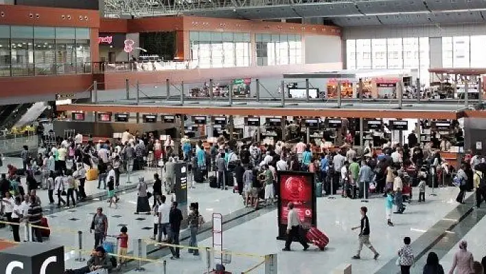 Turistler rotayı Mısır'dan İtalya, Yunanistan ve Türkiye'ye çevirdi