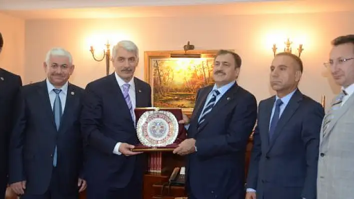 Veysel Eroğlu: Mısır'da yaşananlarla Batı'nın çirkin yüzünü görmüş olduk