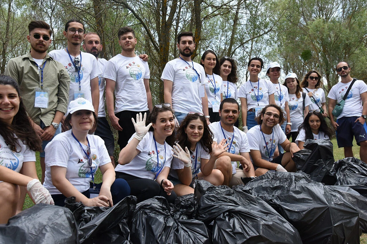 Çöpler heykel yapımında kullanılacak