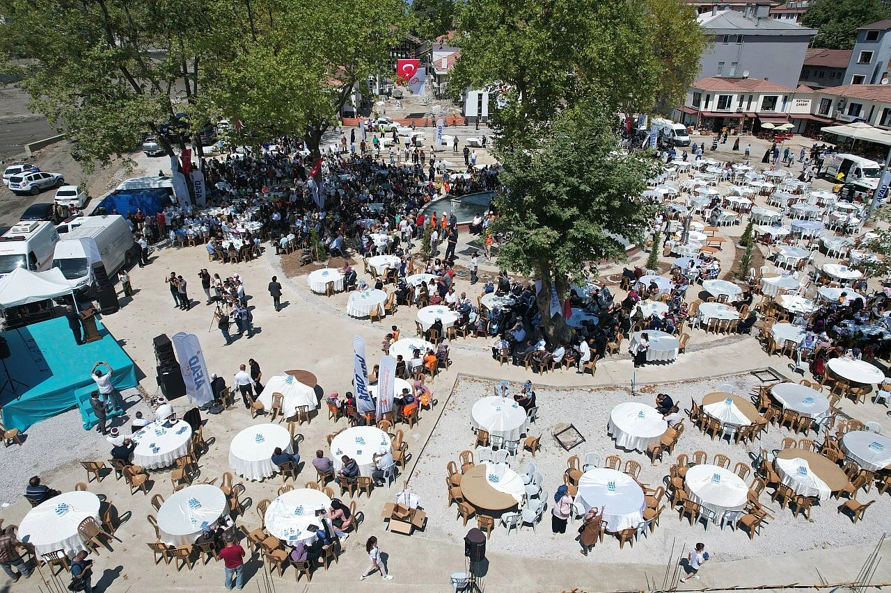 Sel felaketinde yaşamını yitirenler anıldı