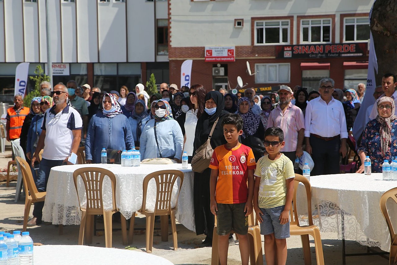 Sel felaketinde yaşamını yitirenler anıldı