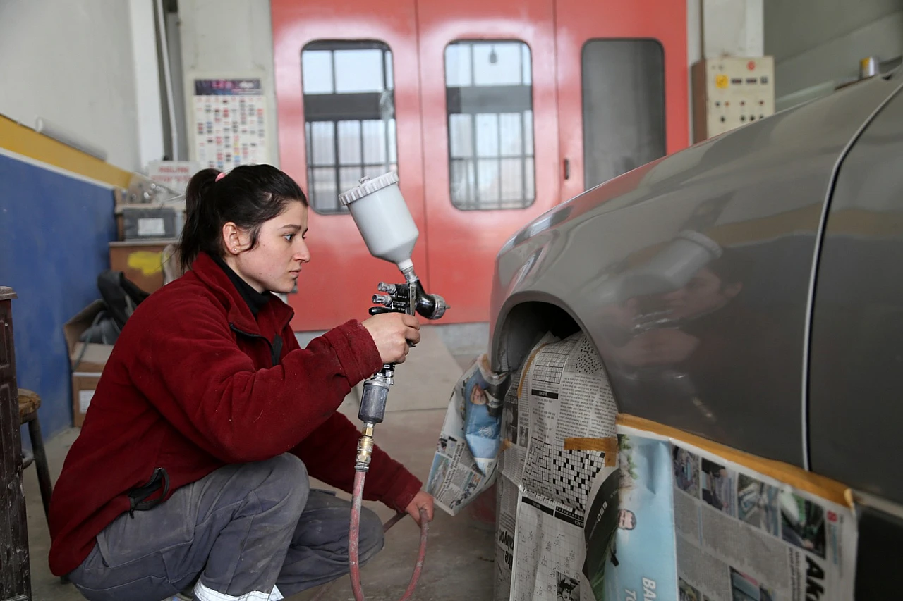 Sanayinin 'Kaportacı ablası'