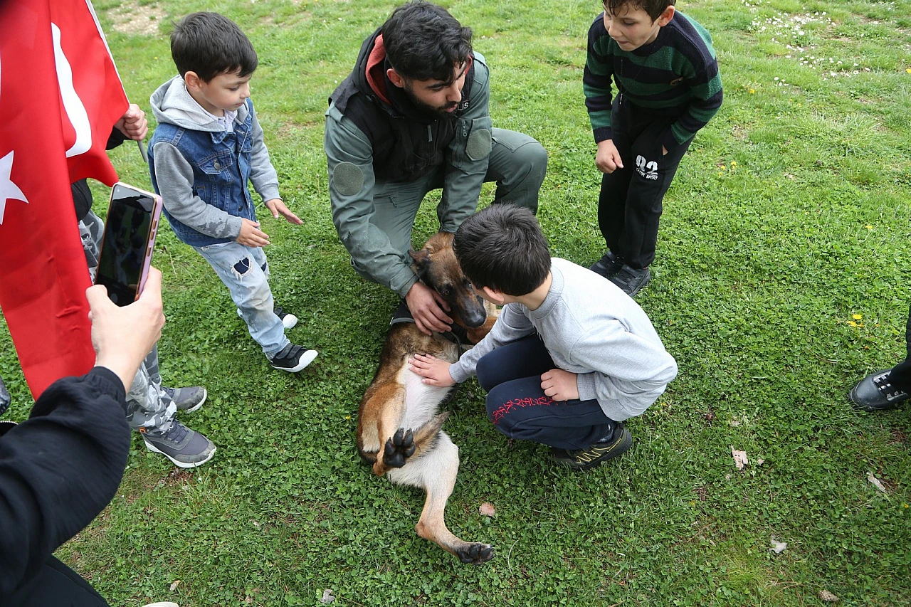 Özel bireyler unutulmadı